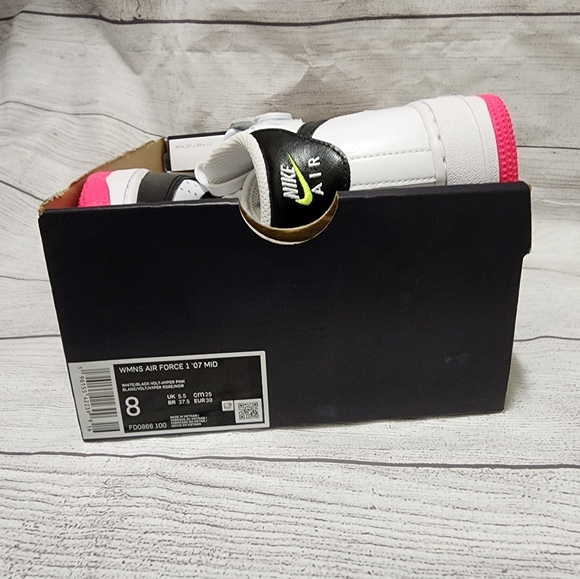Size 8 - Nike Air Force 1 '07 Mid Electric W FD0866-100 - Picture 11 of 11